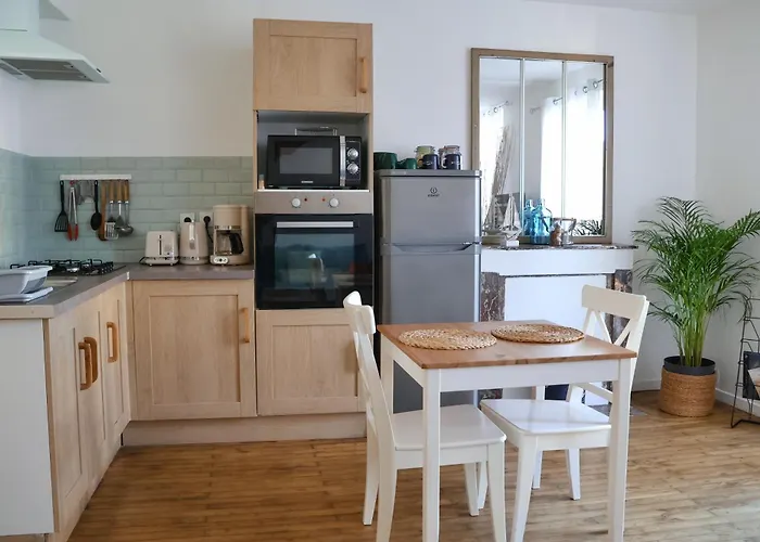 Le 8 ∙ Appartement Cosy Avec Balcon Vue Sur Mer